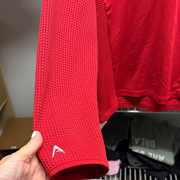 Antigua Wisconsin Badgers Red Quarter-Zip Sweatshirt - Picture 2 of 4